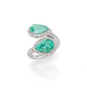 Anello in oro con smeraldi e diamanti